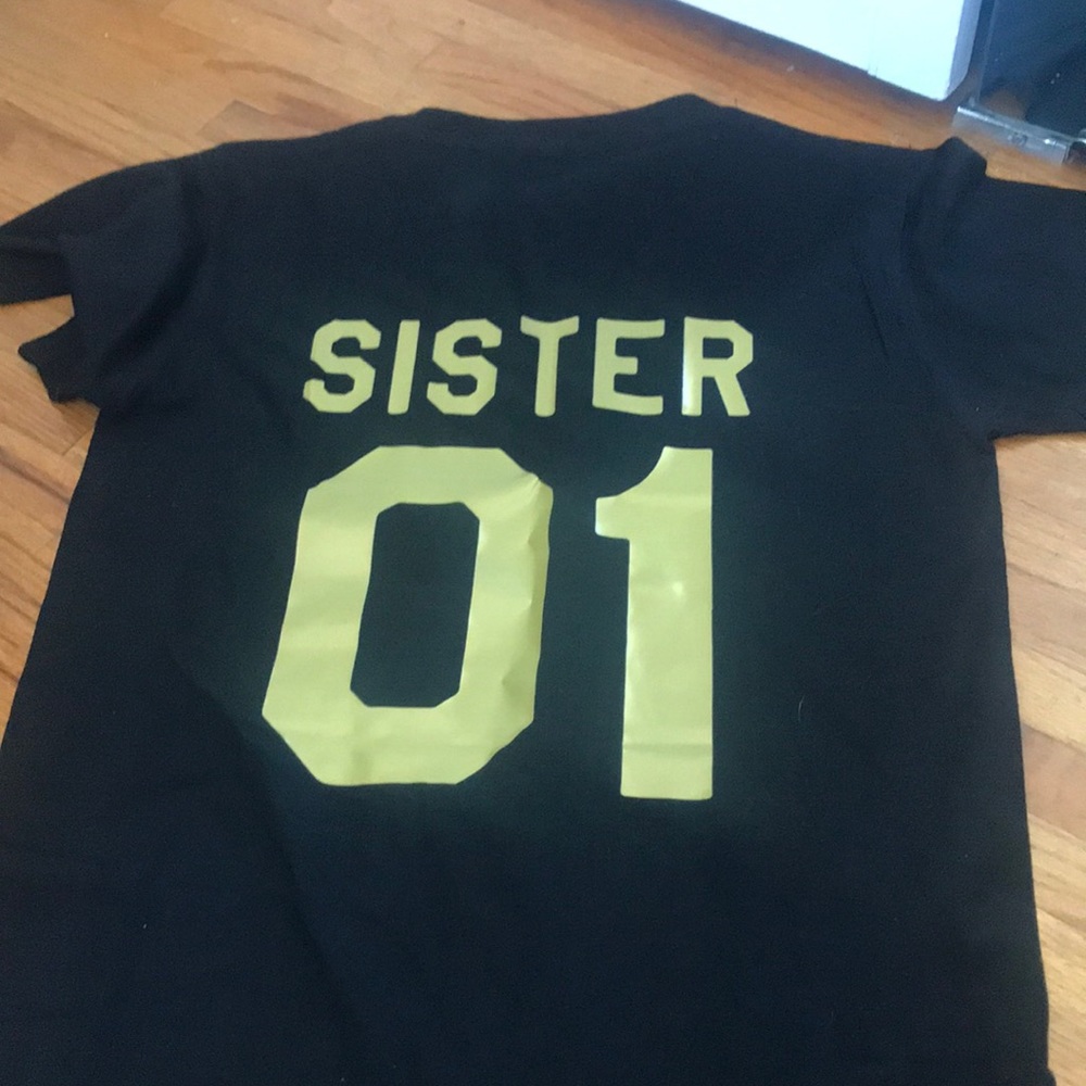 Black sister T-shirt